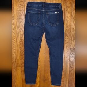 7 For All Mankind Jen7 Skinny Jegging 28x27 Jeans